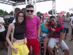 Oktober 10 Anos